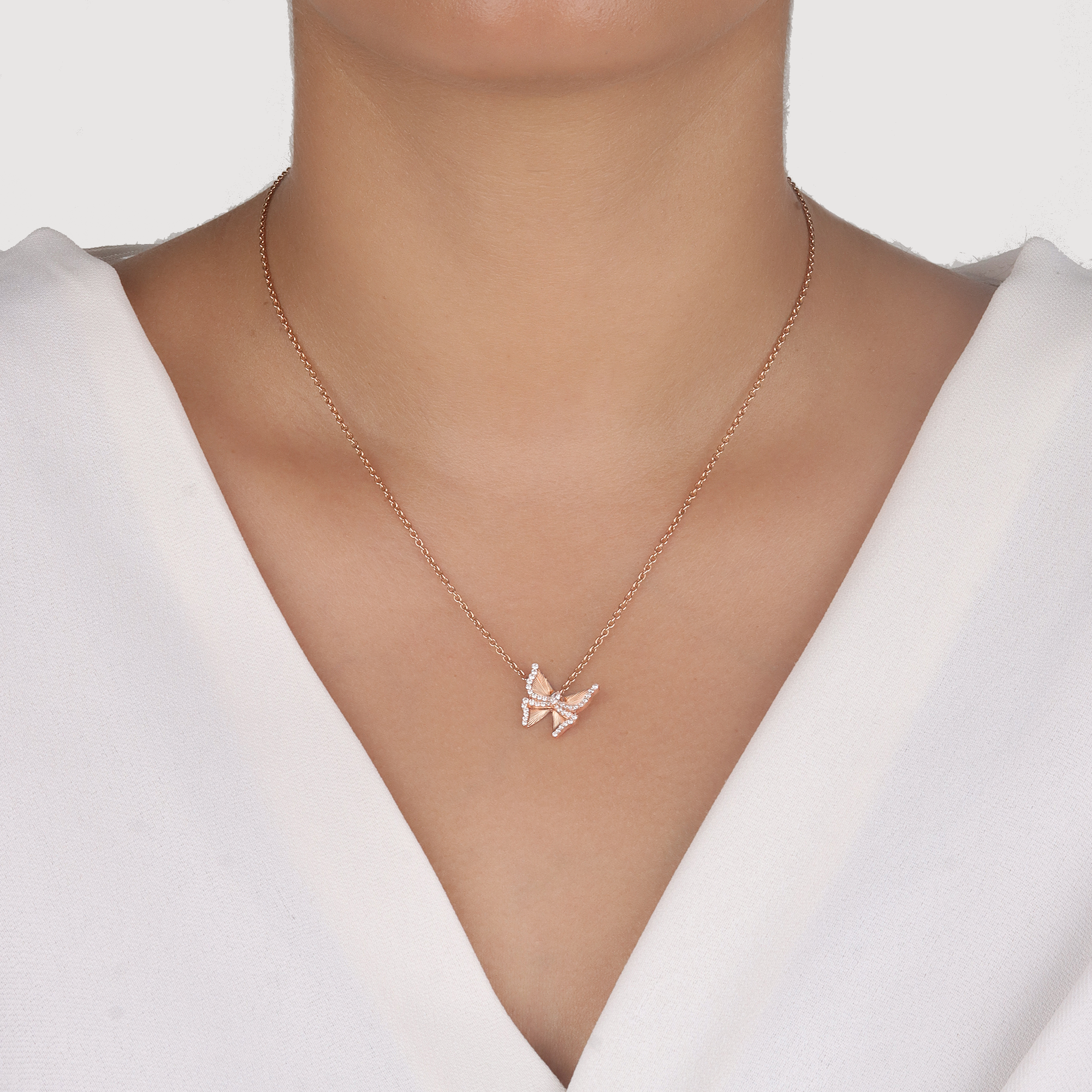 Avia Pendant, Petite