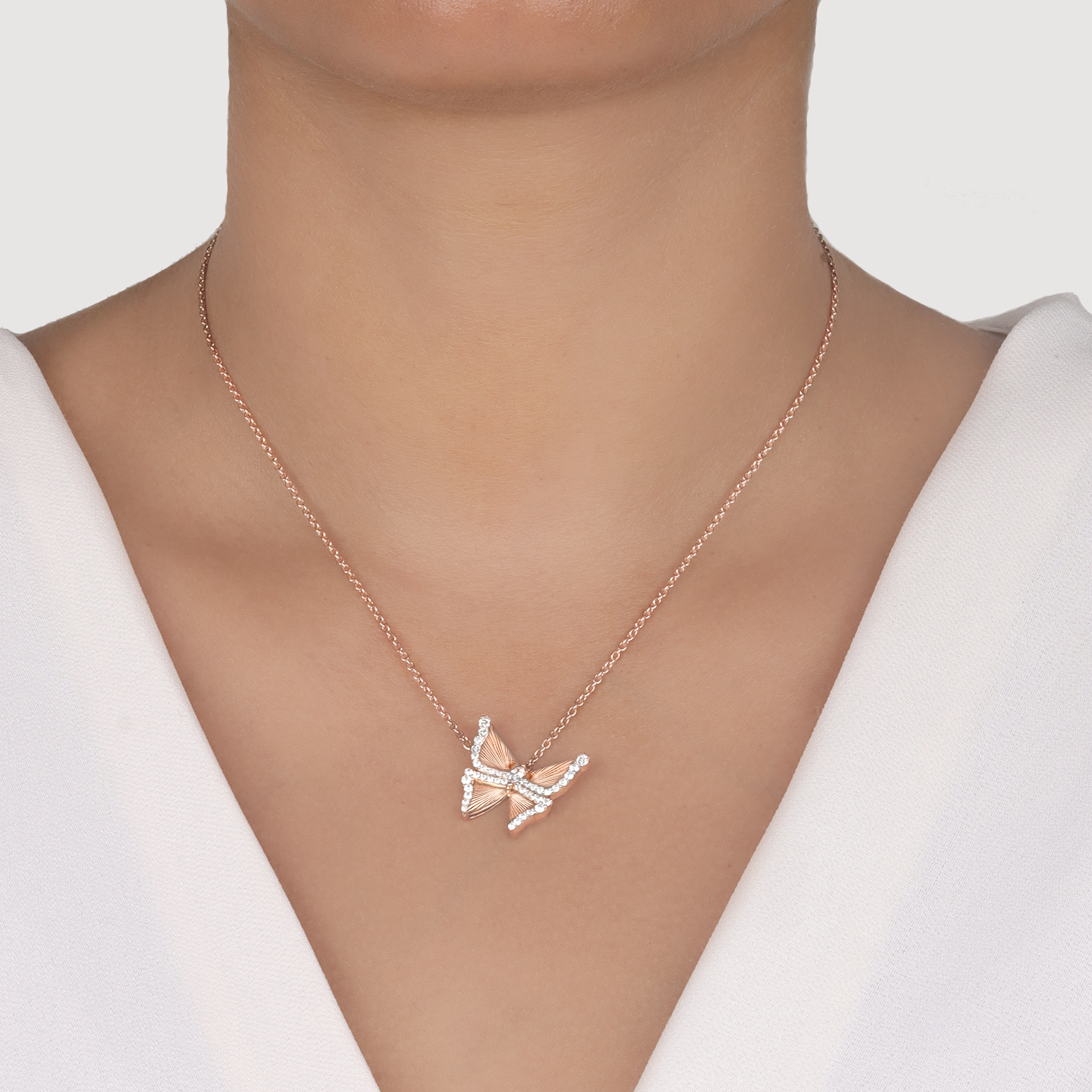 Avia Pendant