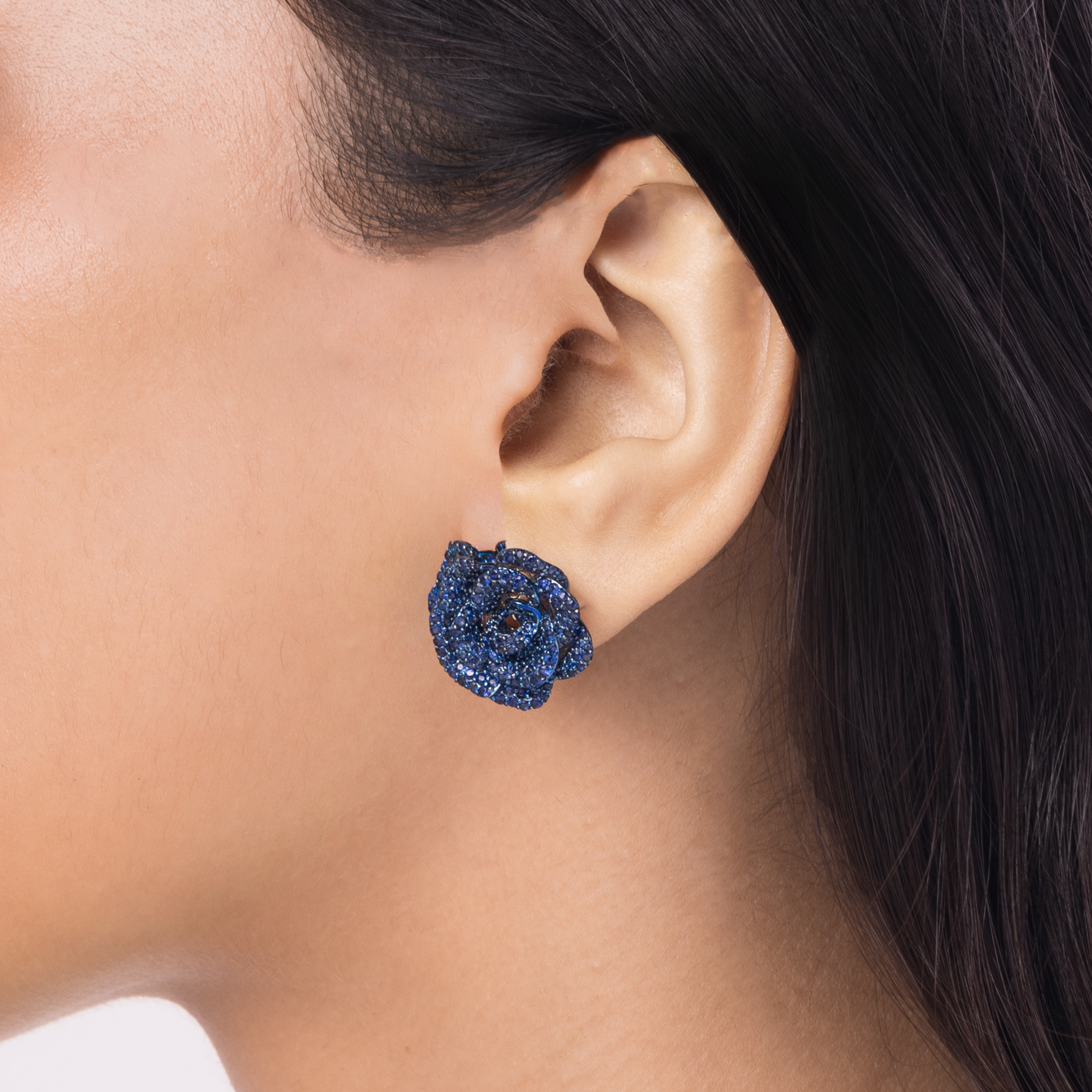 La Vie en Rose Blue Sapphire Earrings