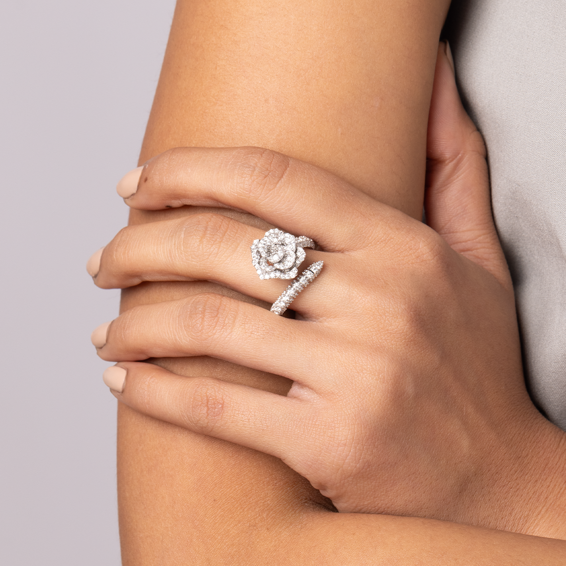 La Vie En Rose Ring, Single Motif