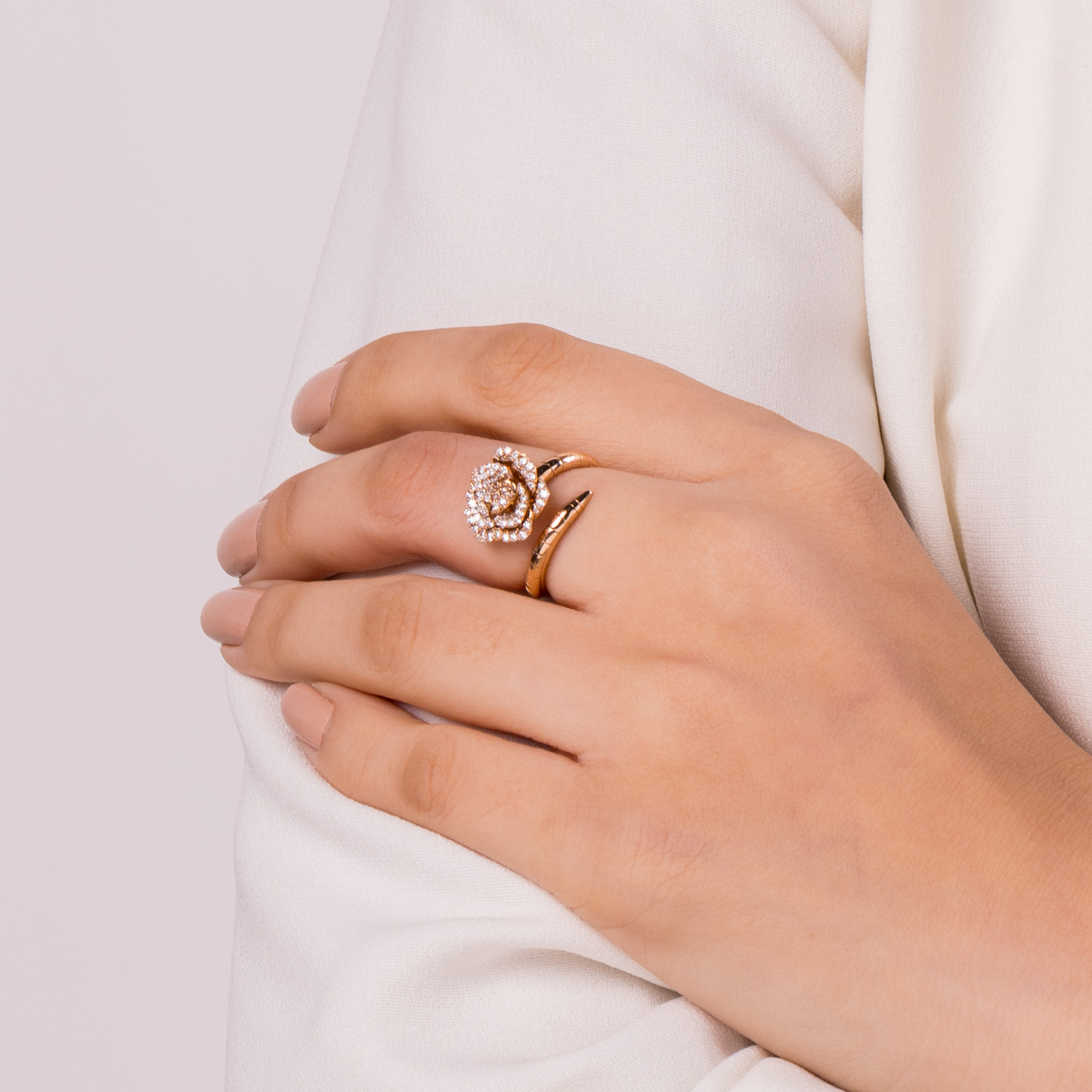 La Vie En Rose Ring, Single Motif