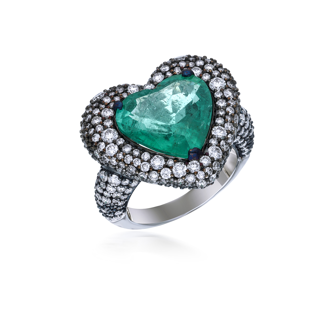 Heart Shaped Emerald and Diamond Ring | Renu Oberoi